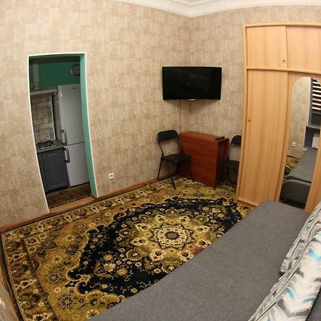 Apartment On Gimnazycheskaya Odessa Exterior photo